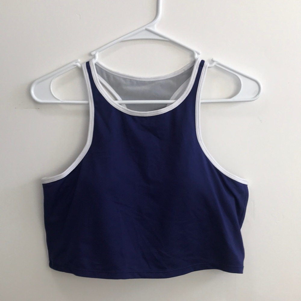 Fabletics moorea midi sports bra